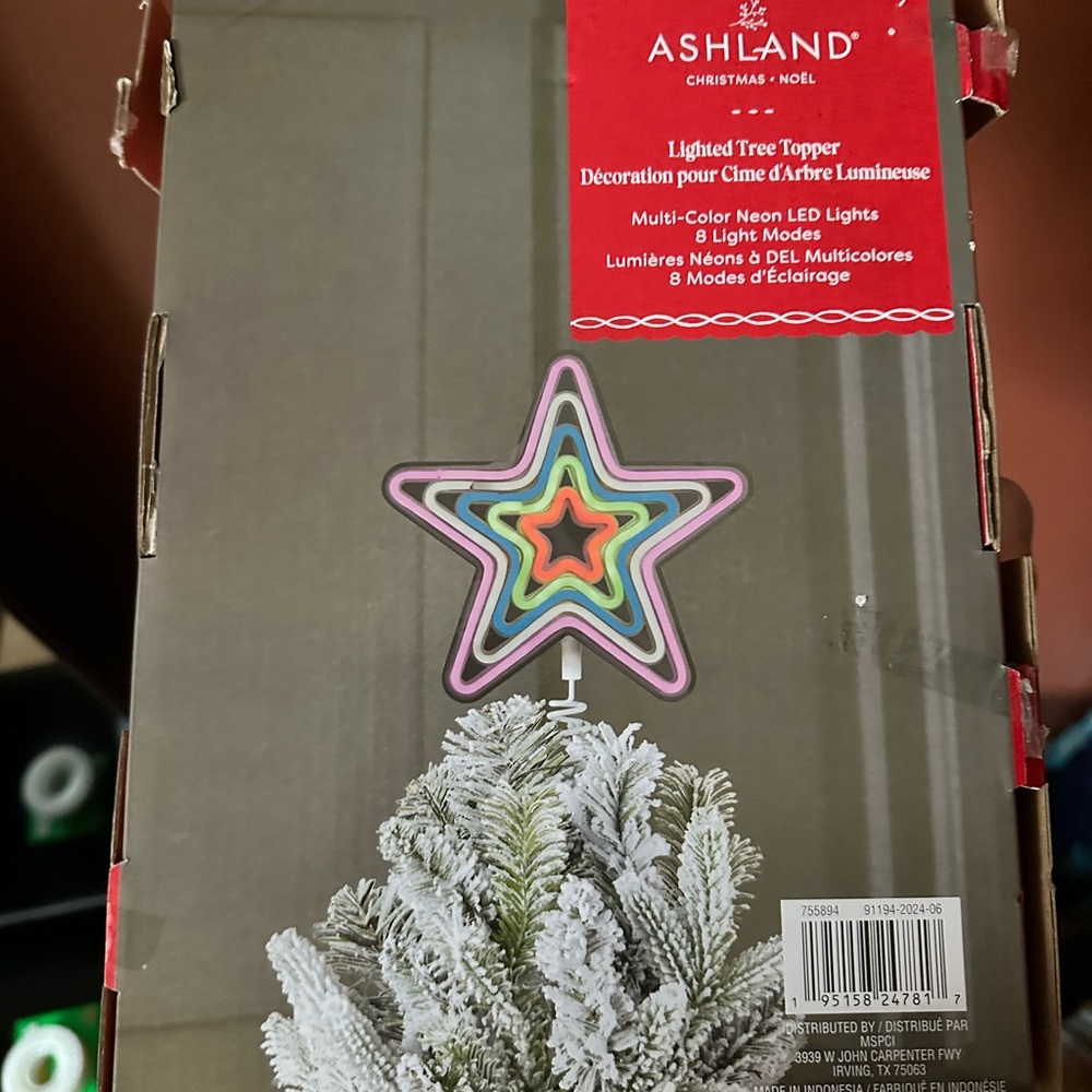 Ashland Led 10.5 tree topper with box . Used one season